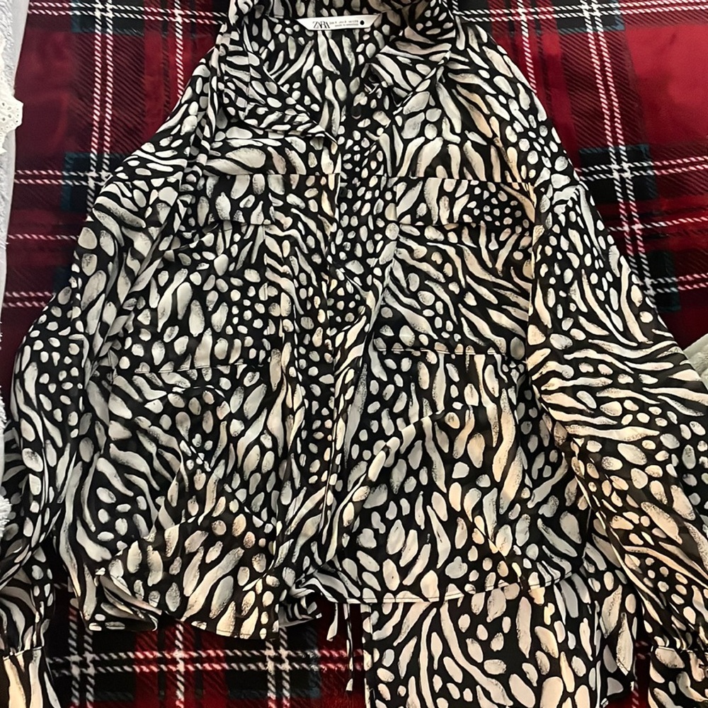 Woven button up